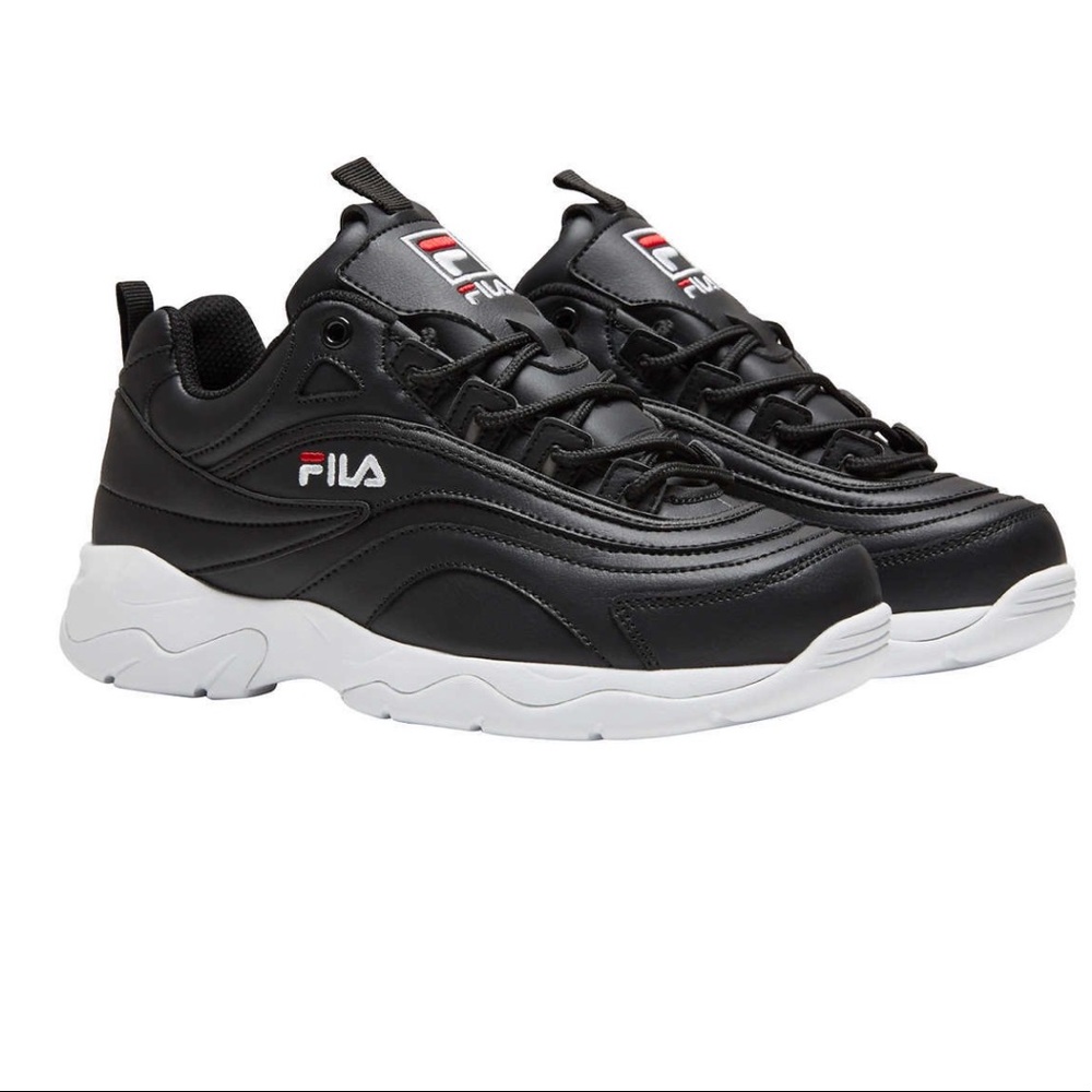 NEW WITH BOX FILA DISARRAY in Black